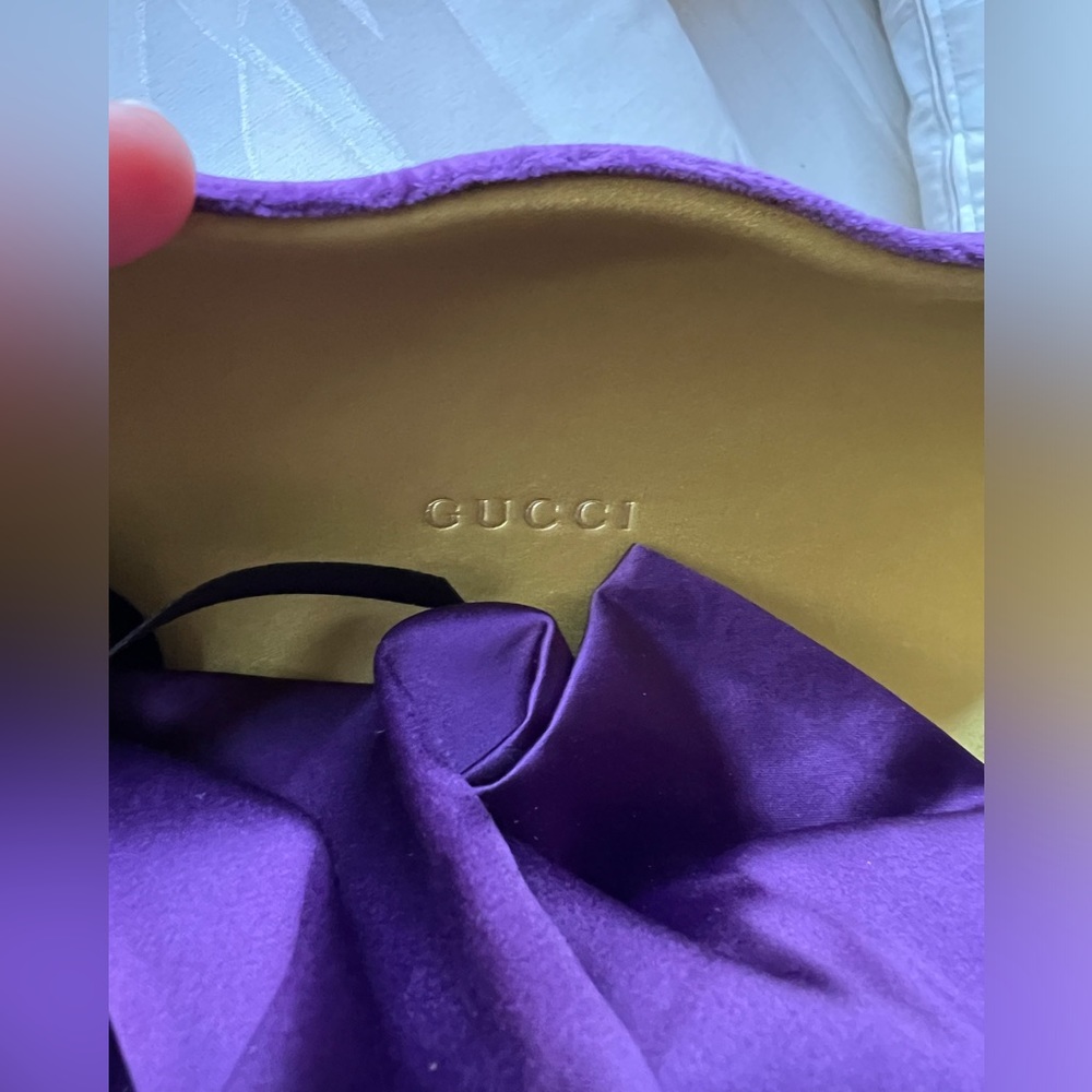 NEW $505 GUCCI SUNGLASSES. Oversized. Color: burgundy. No scratches. STUNNING - Picture 12 of 14